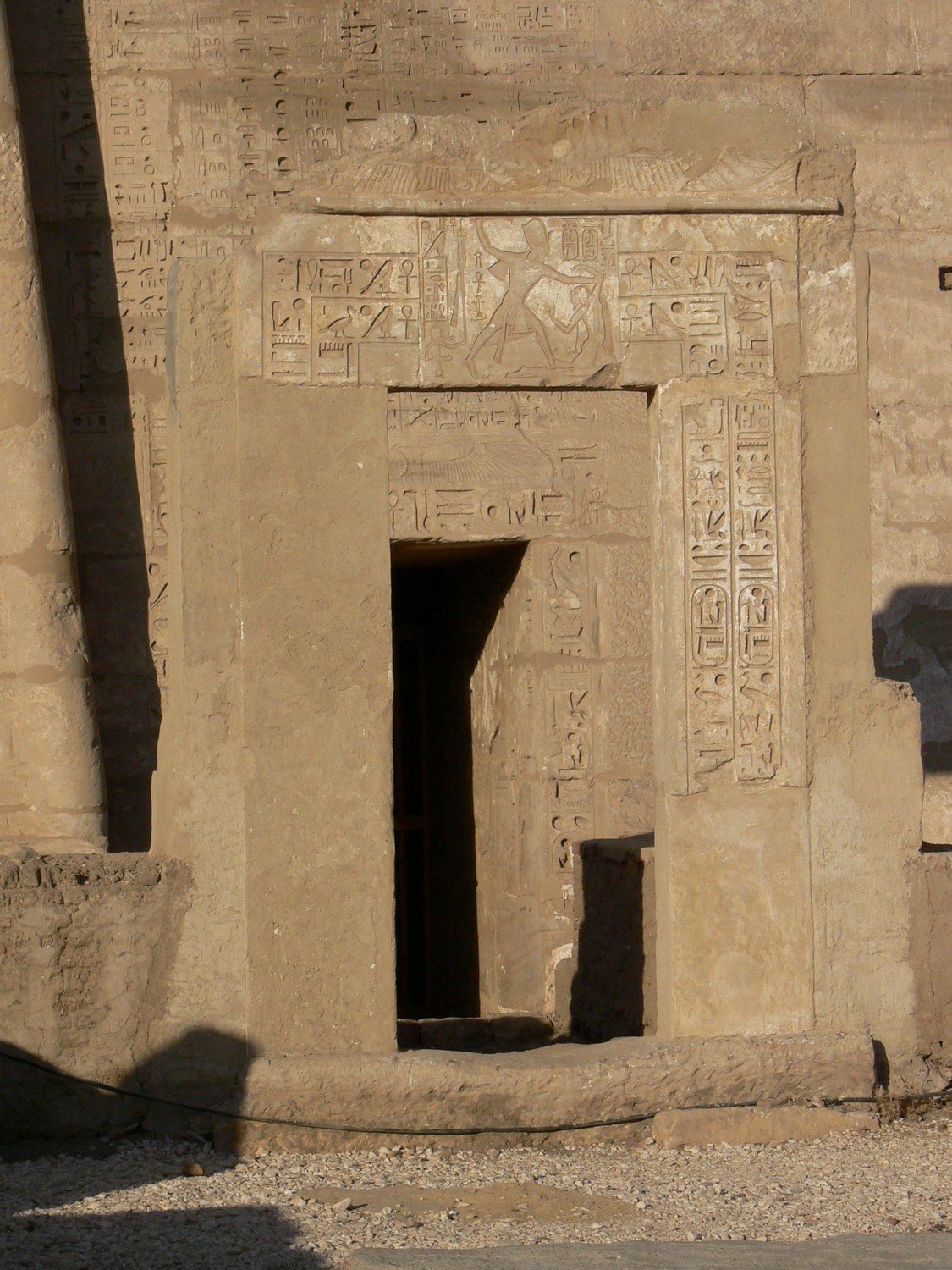 Medinet_Habu