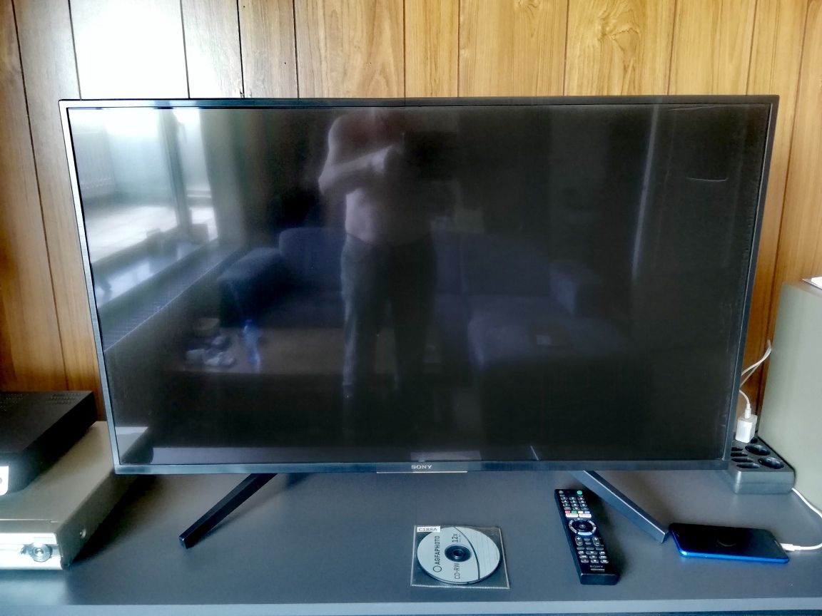 TV Sony b.jpg